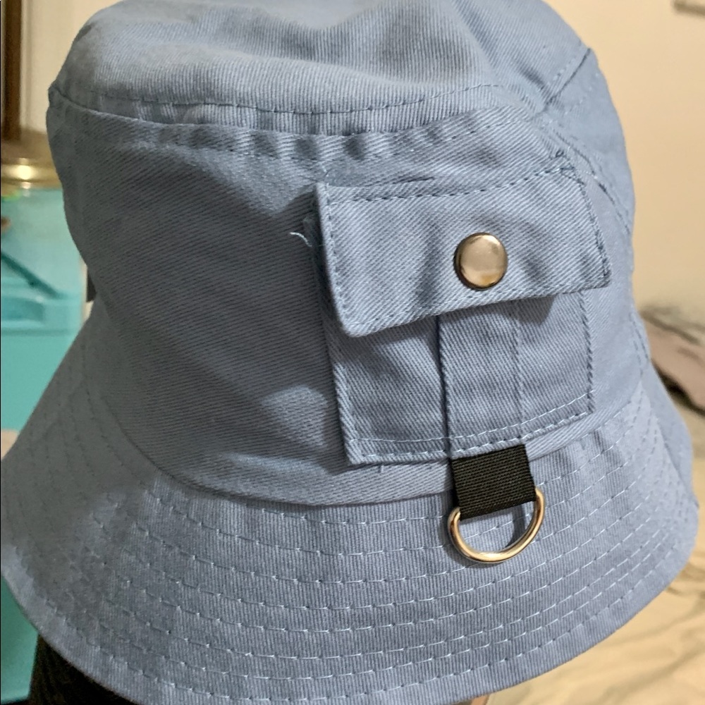 Bucket hat - Picture 3 of 4
